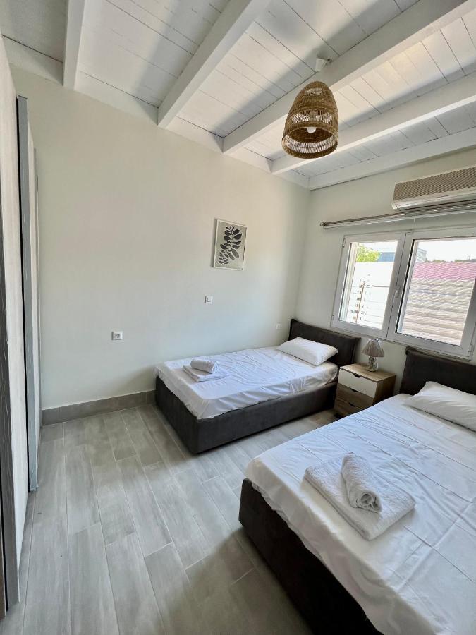 Vaso Beach Front Villa Ialysos  Exterior photo